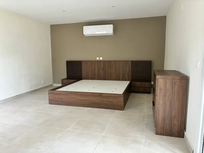 Chambre complète noyer — lit, chevets & commode — Chambre, D-Allians Abidjan