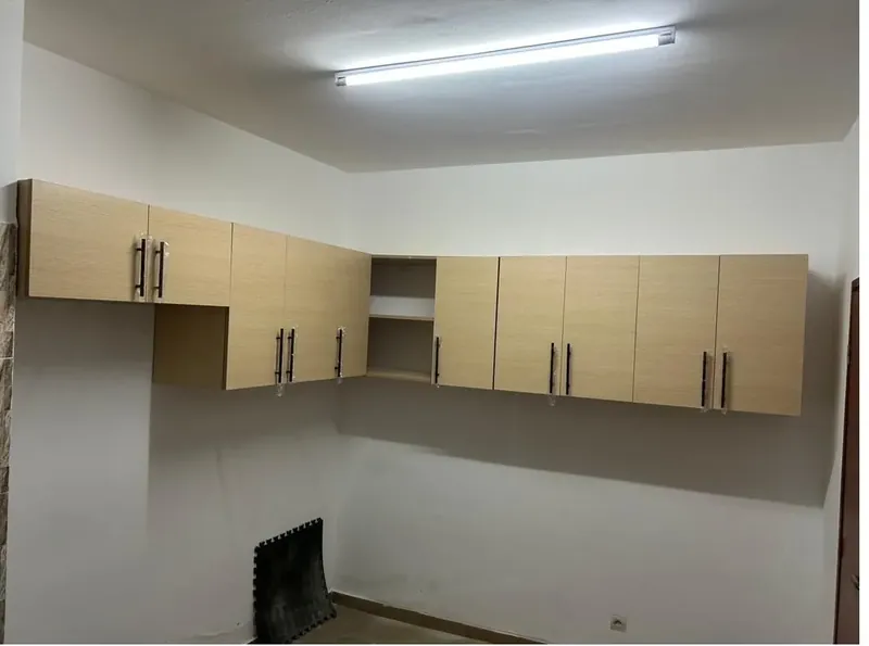 Meubles hauts de cuisine installés — Cuisine, D-Allians Abidjan