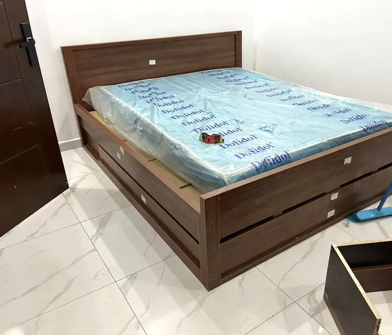 Lit avec rangements intégrés — Chambre, D-Allians Abidjan