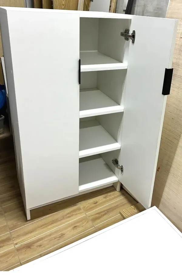 Meuble de rangement à portes — Entrée, D-Allians Abidjan